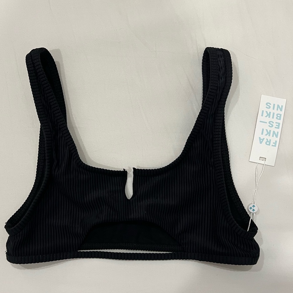 Frankie’s bikinis Cole Ribbed Scoop Bikini Top - Black